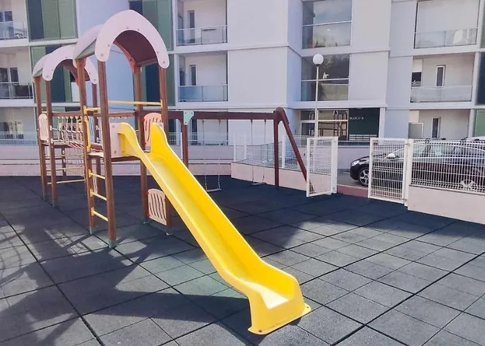 アパート Lindas フンシャル